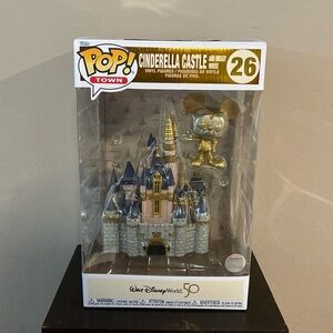 Funko Pop! Walt Disney World 50 Anniversary Cinderella Castle & Gold Mickey #26